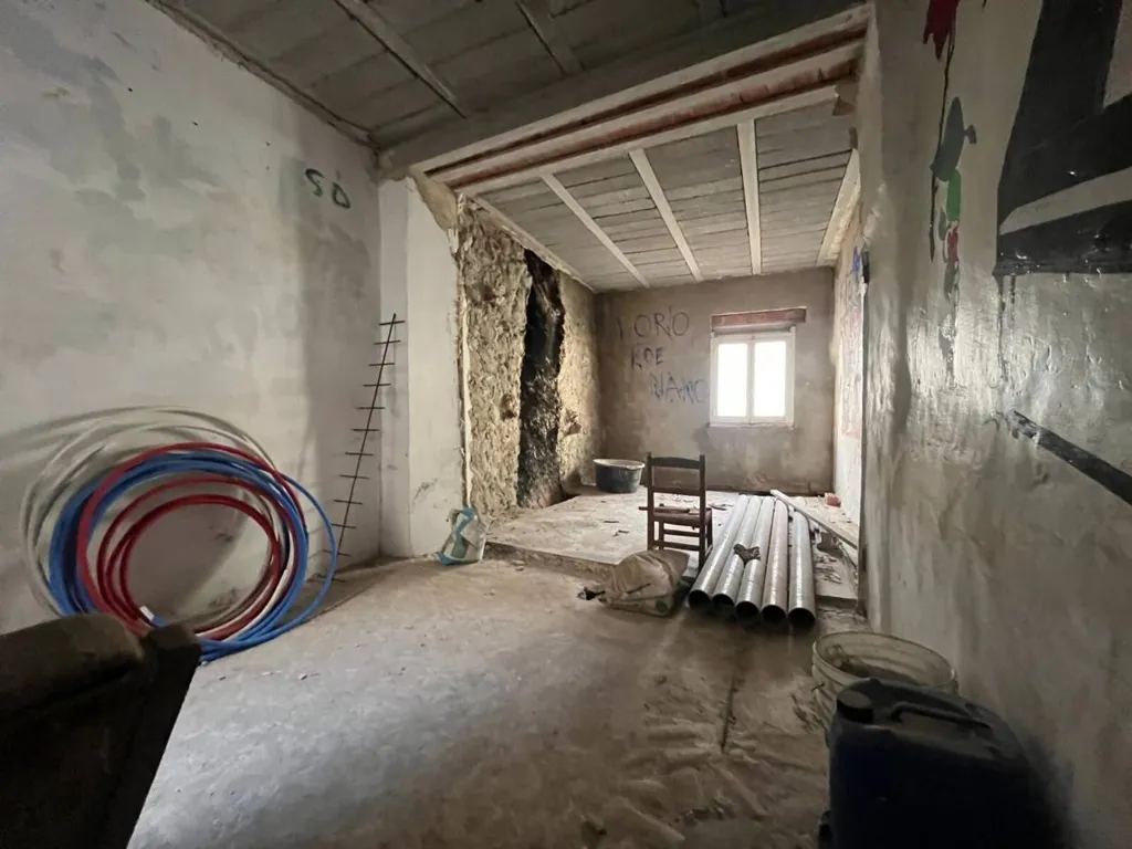 Toad - Townhouse for Renovation in Calpe's Old Town