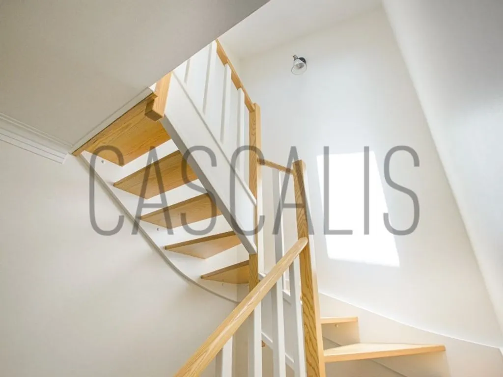 Pièces - Luxury Semidetached House with Terrace in Cascais