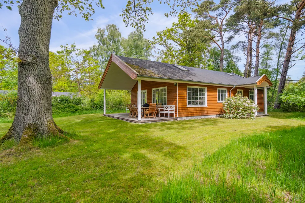 Aed - Holiday Home with Garden near Arresø