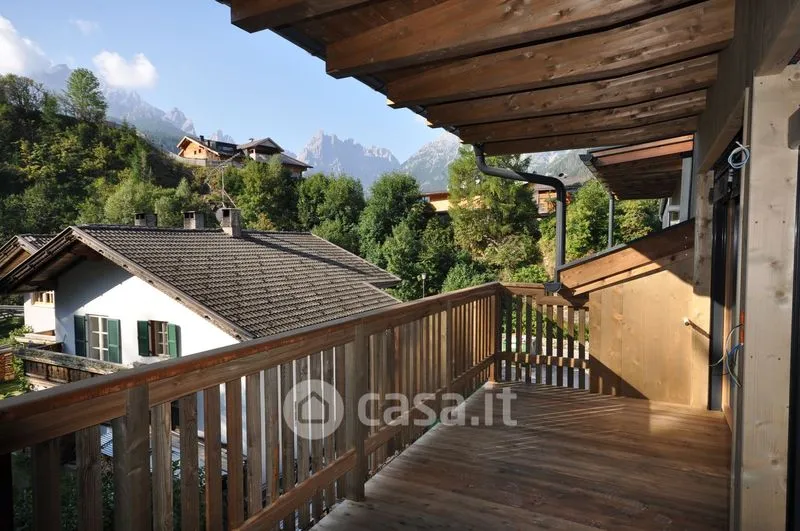 Rõdu - Modern Attico with Balcony Views in Sesto