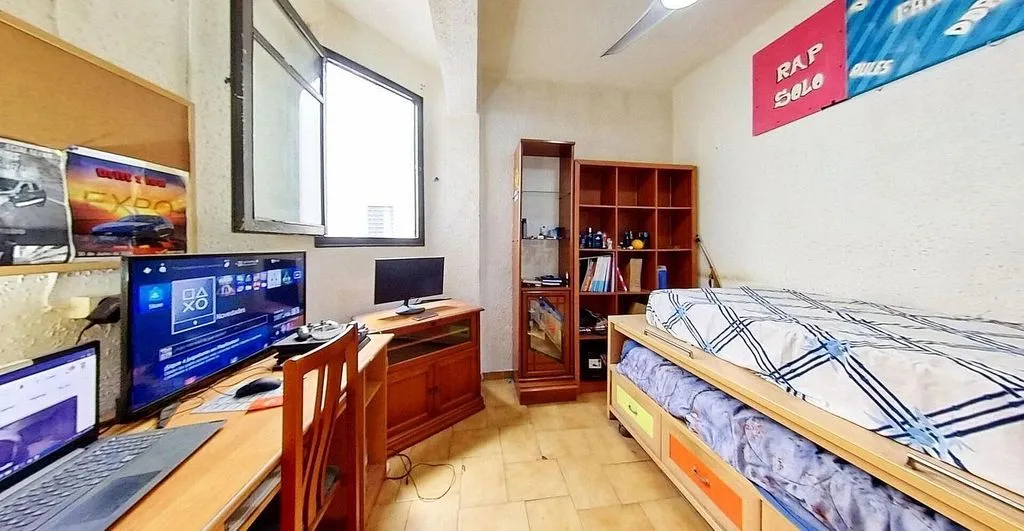Magamistoad - Apartment with Balcony in Beteró