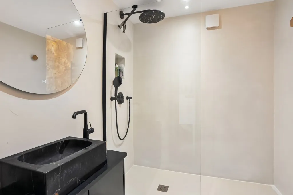 Salles de bain - Appartement Luxe avec Terrasse à La Muette