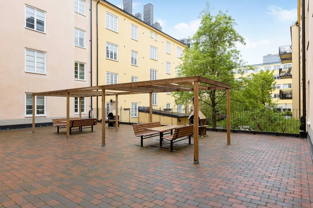 Aed - Renovated Flat in Central Sundbyberg
