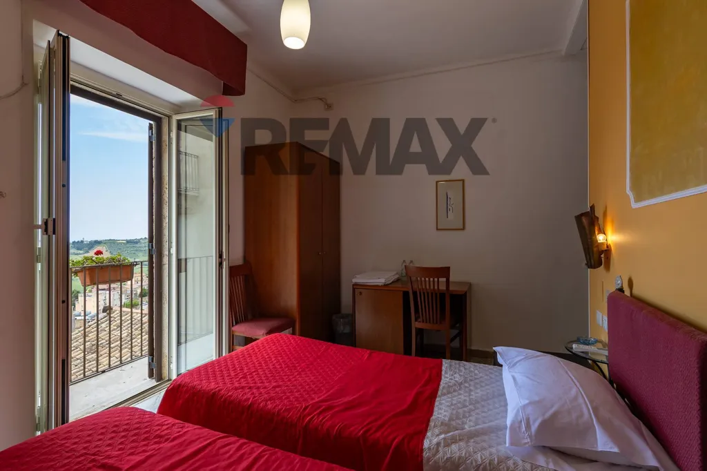 Magamistoad - Operational Hotel in Caltagirone Centre