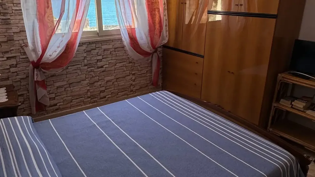 Magamistoad - Two Seafront Apartments in Augusta