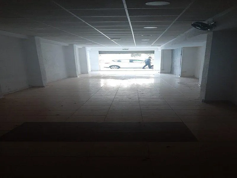 Garage - Commercial Space for Renovation in Ayora, Valencia
