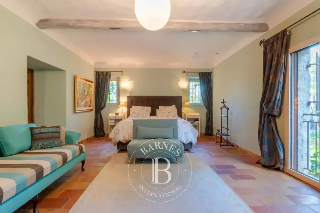 Bedrooms - 14-room house in Roquefort-les-Pins