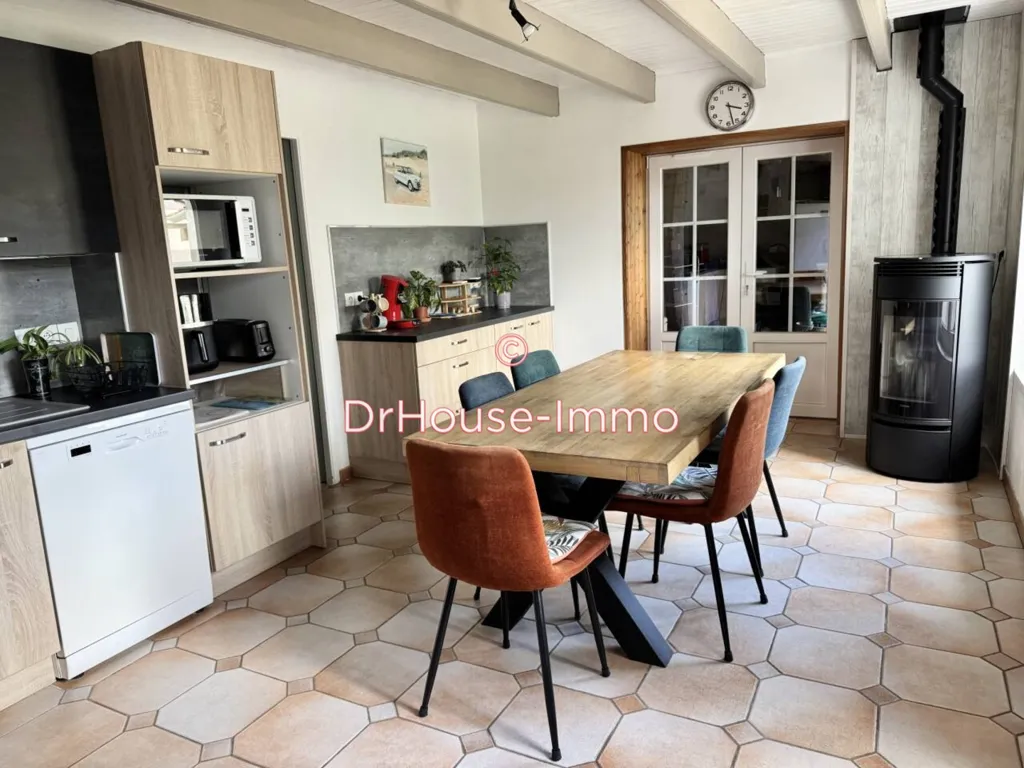Salle à manger - Maison en Pierre avec Hangar à Angliers