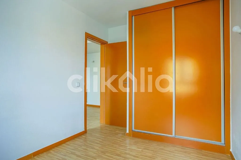 Rooms - 1-Bedroom Flat with Elevator in Ensanche de Vallecas