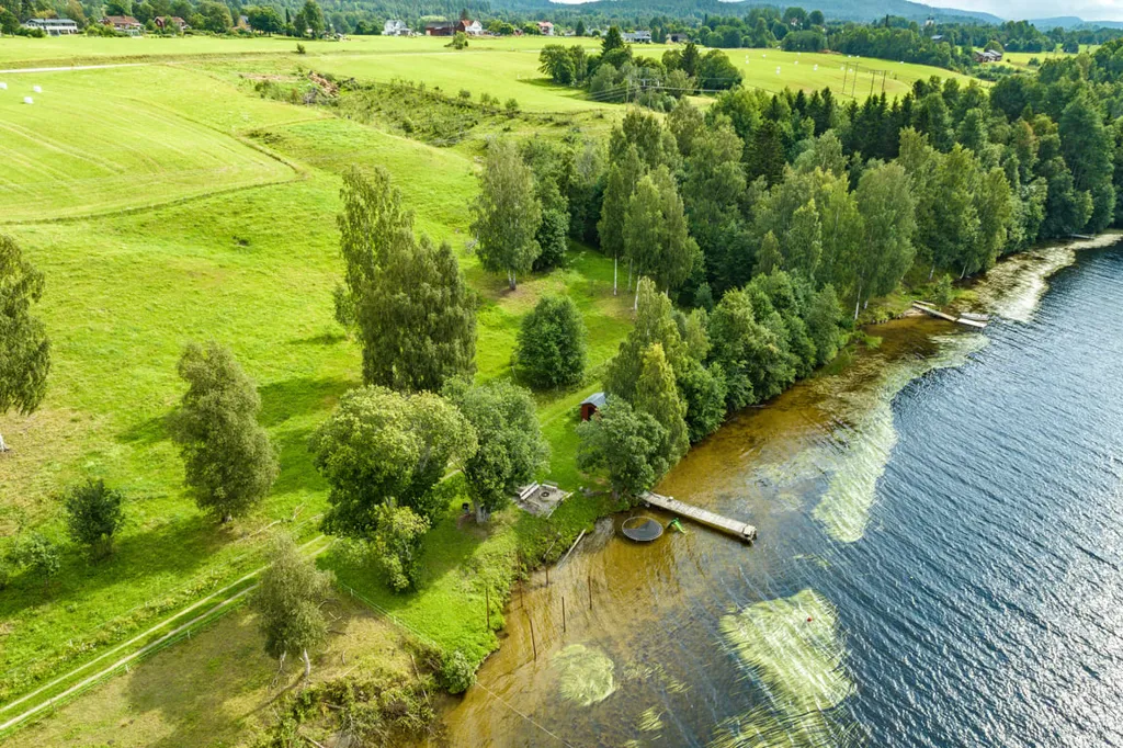 Vue aérienne - Well-Preserved Villa with Nature Access on Indalsvägen