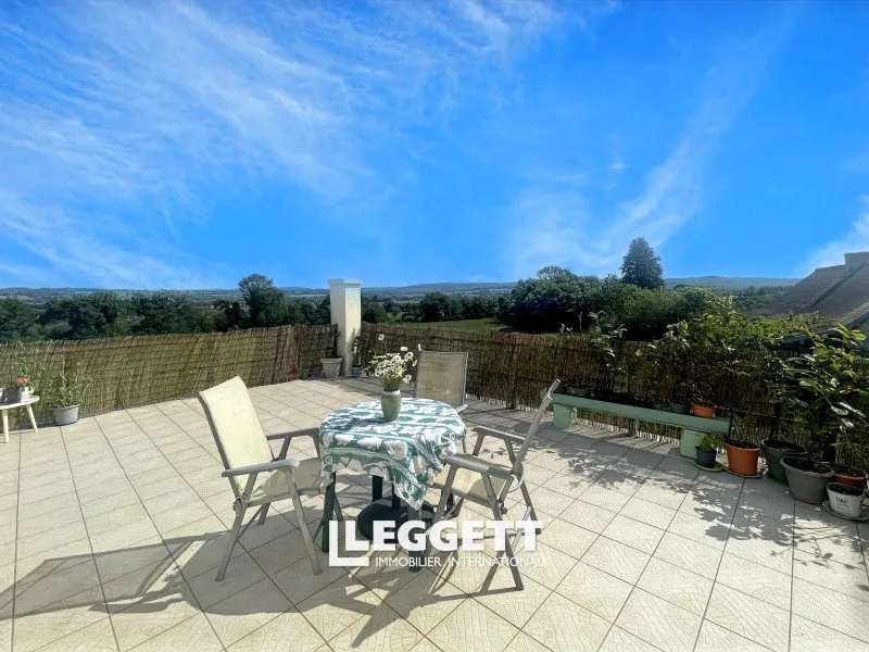 Terrass - Charming House with Garden in Locarn