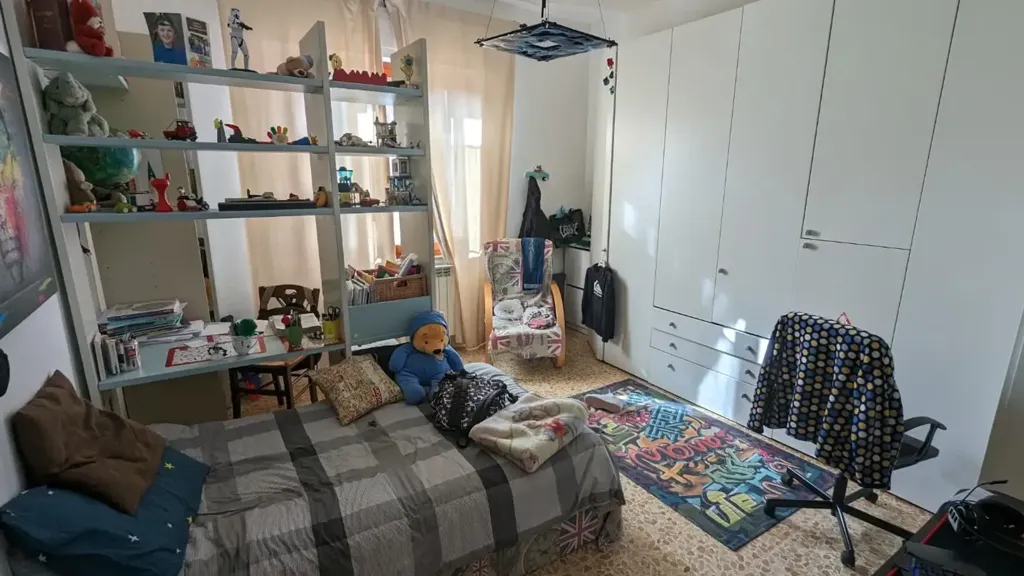 Bedrooms - Villa with Garden in Central Vada