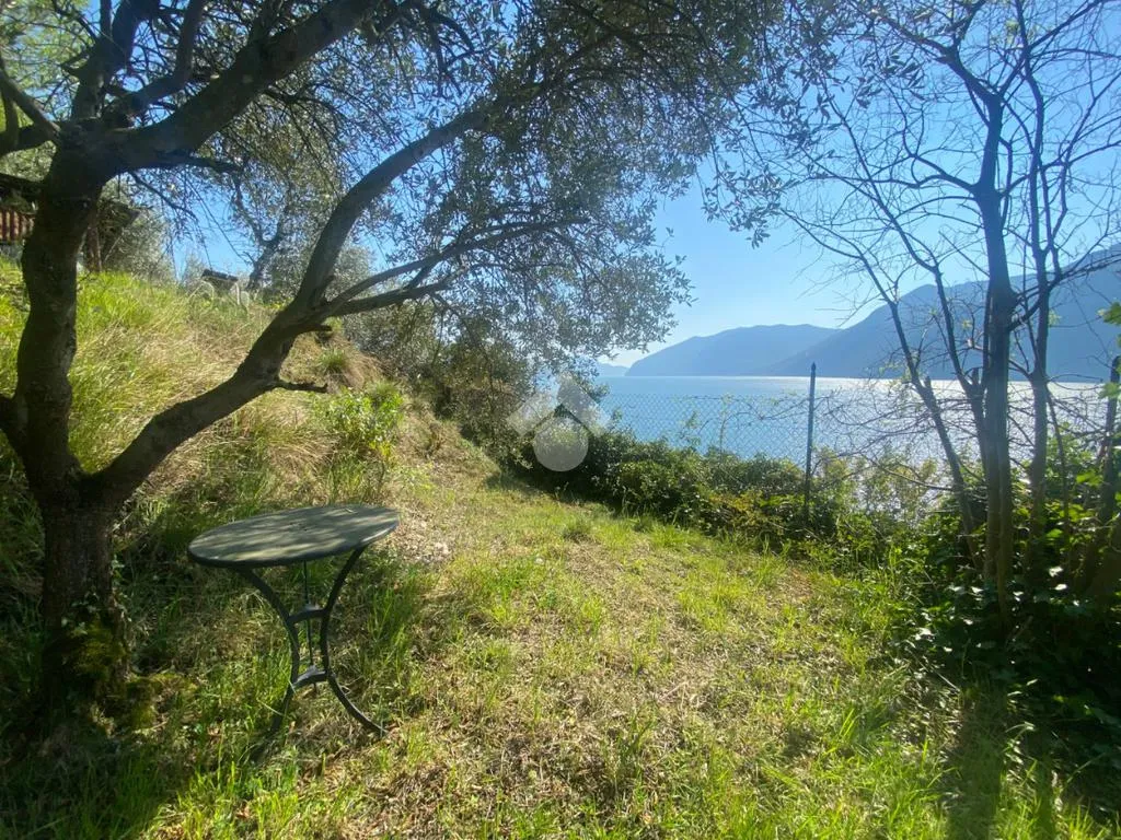 Jardin - Rustic with Lake View in Vello, Marone