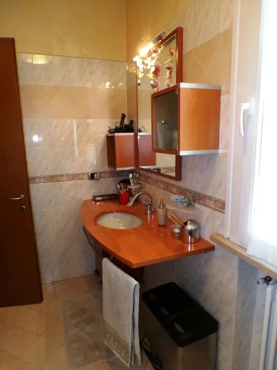 Salles de bain - Villa with Garden in Forlì