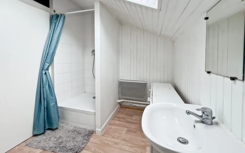 Vannitoad - Studio with Balcony in Reims