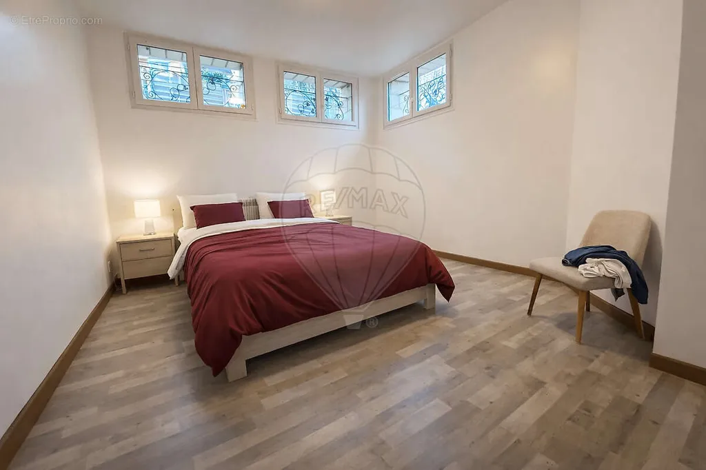 3-toaline korter asukohas Chantilly