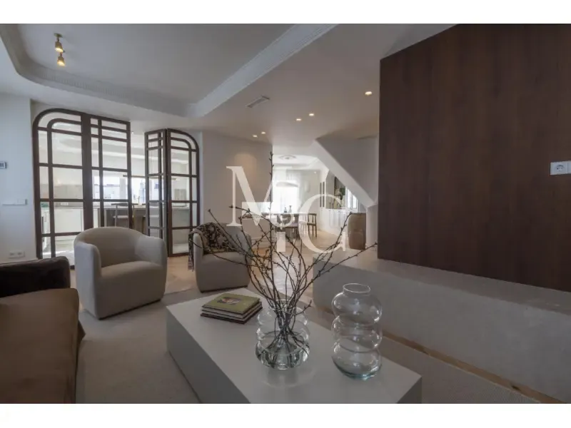 Elutuba - Penthouse with 360° Views in Goya, Madrid