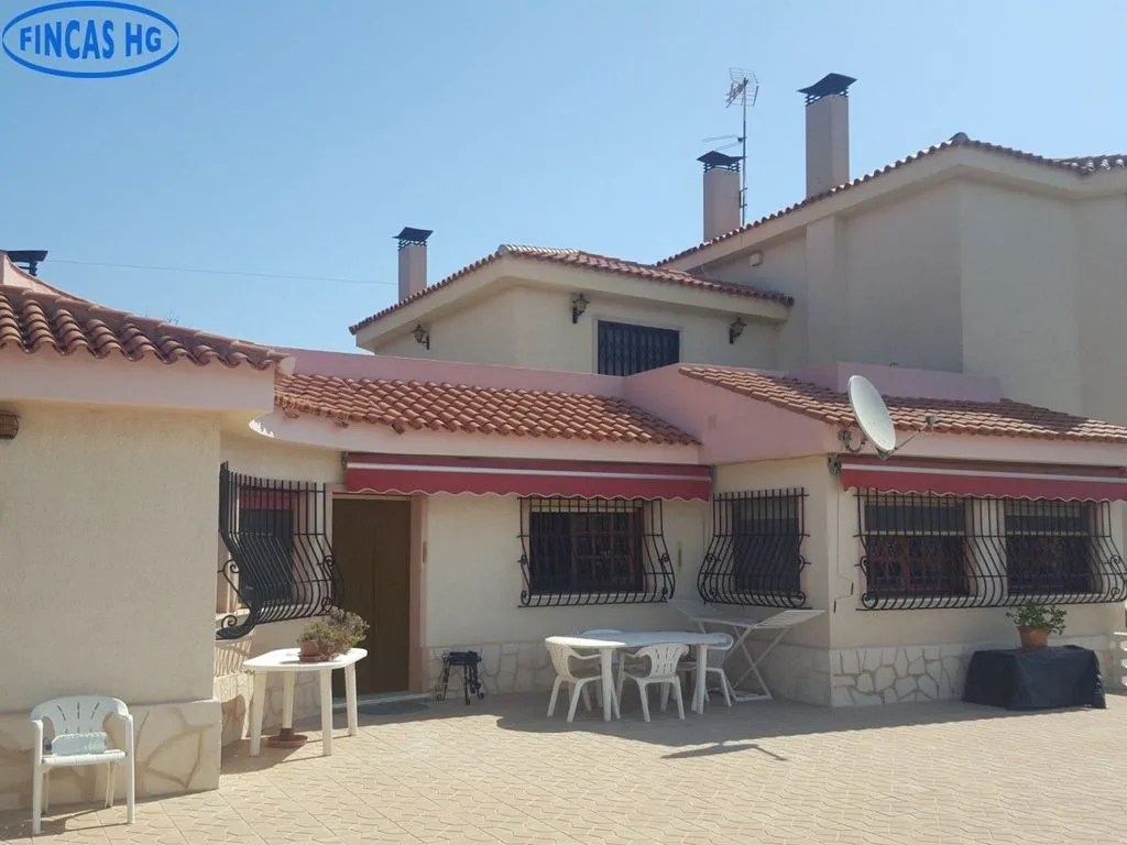 Terrasse - Luxury Villa with Pool in Alicante