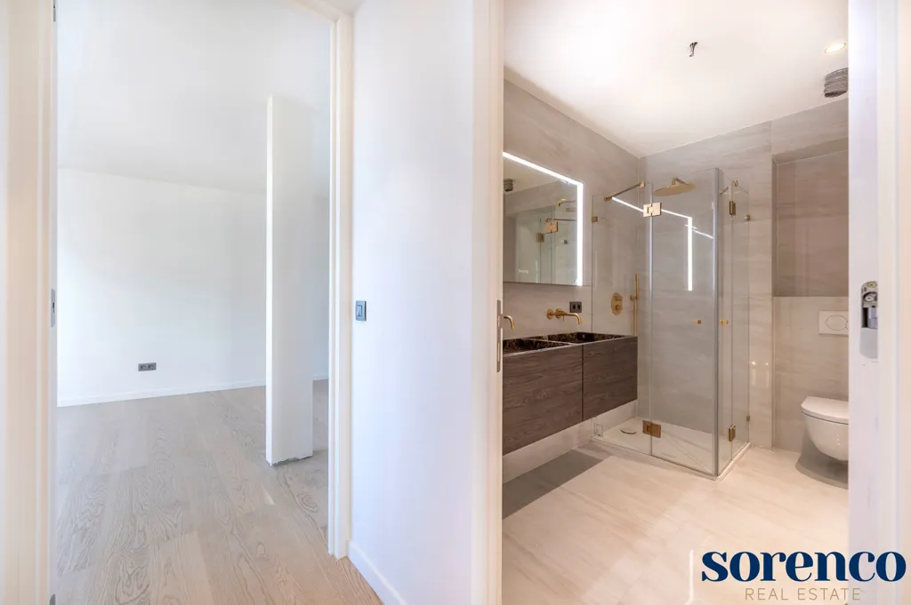 Salles de bain - Penthouse avec Terrasse Panoramique à Anvers