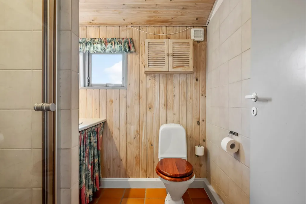 Bagni - Well-Maintained Summerhouse with Garden in Bryrup