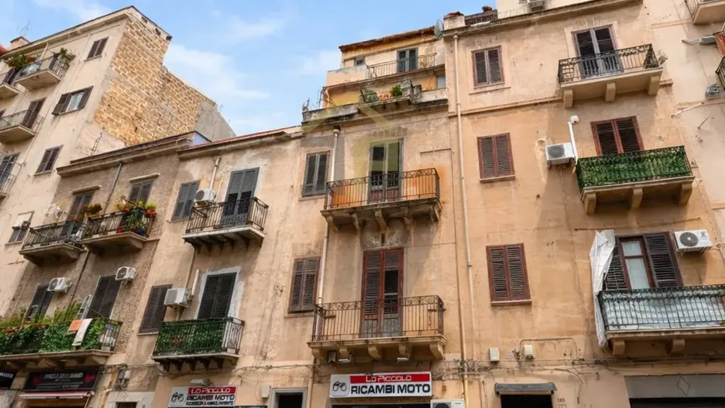 Extérieur - Apartment with Balcony in Central Palermo