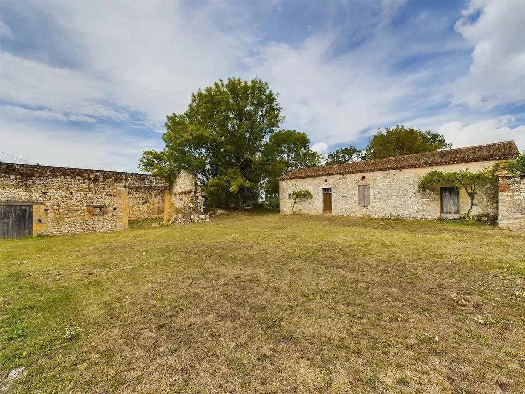 Giardino - Farmhouse with Pool in Vineyard Setting