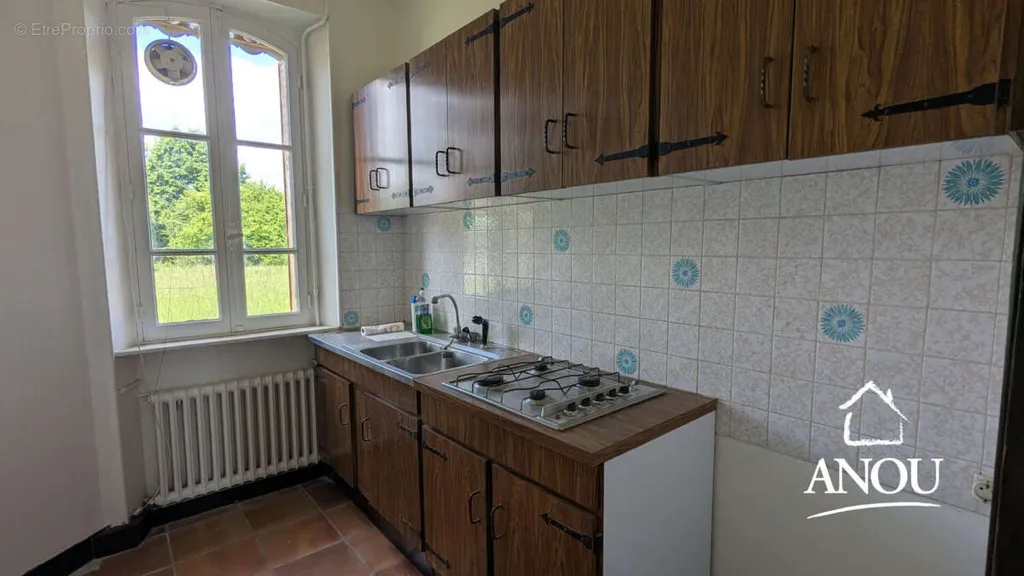 Cuisine - Propriété de Charme sur 2 Hectares à Yèvres