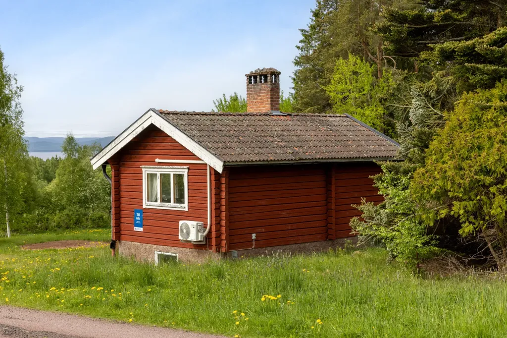 Välivaade - Holiday Home with Lake View in Garsås