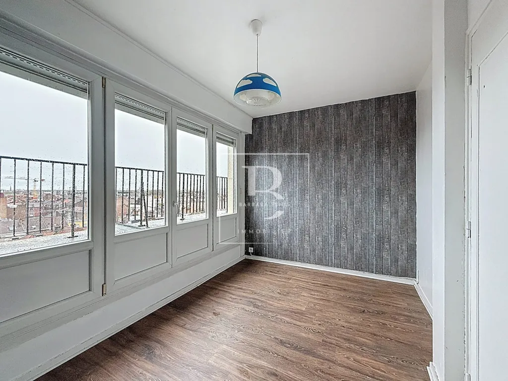 Toad - T3 Flat with Balcony in Faches-Thumesnil