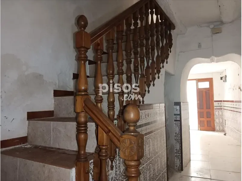 Toad - Adosado for Renovation in Ibros
