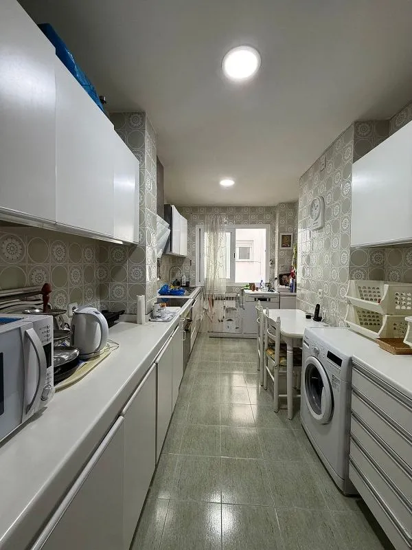Apartment with Garage in Los Jerónimos, Madrid