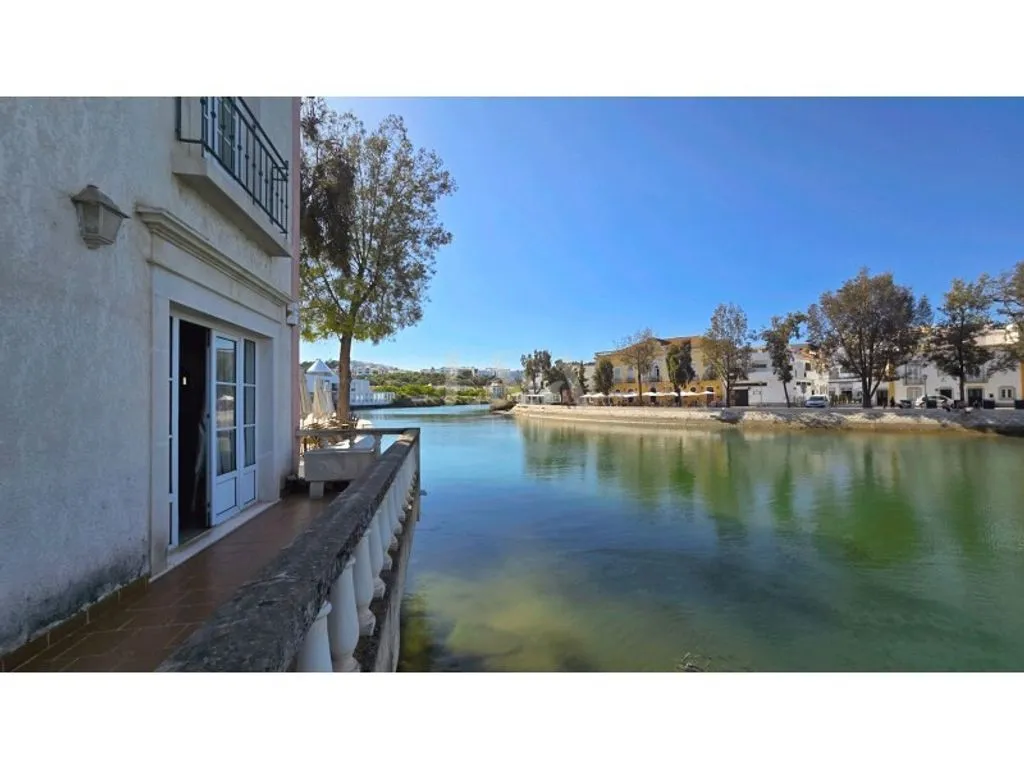 Terrazza - Refurbished Apartment with River Balcony in Tavira