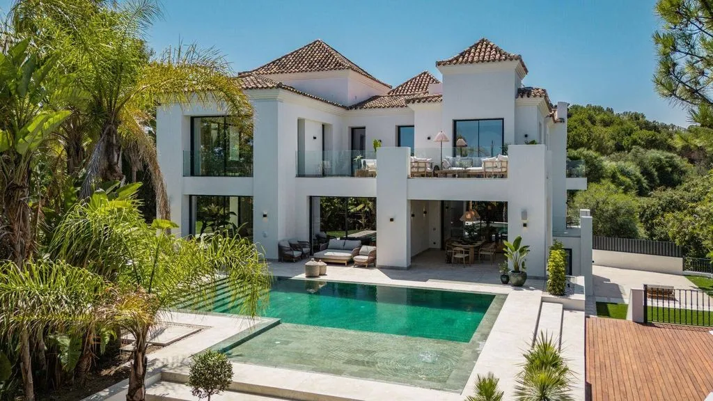 Piscine - Luxury Villa with Sea View in Benahavís