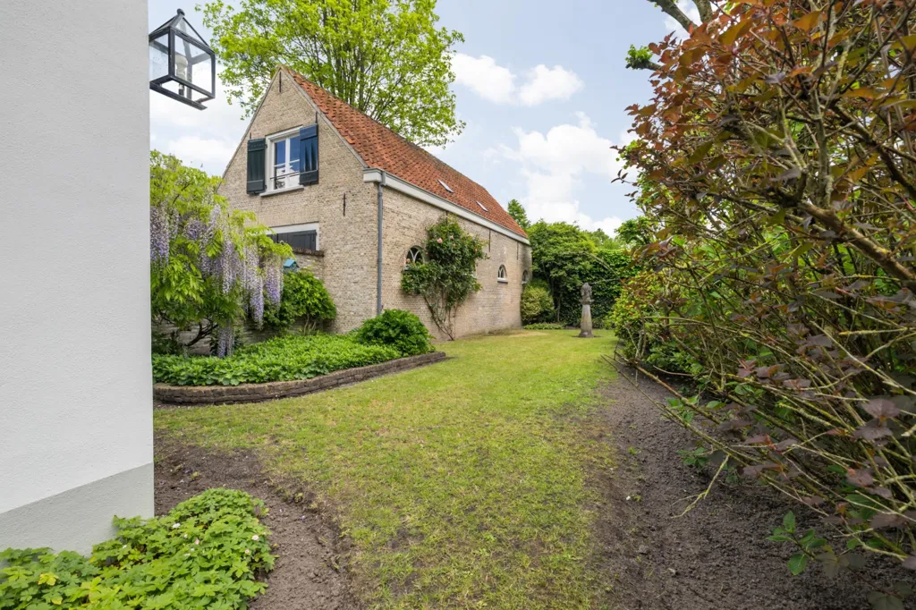 Garden - Monumental Villa with Historical Charm in Breda