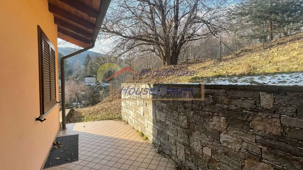 Terrasse - Terraced Villa with Private Garden in Nebbiuno