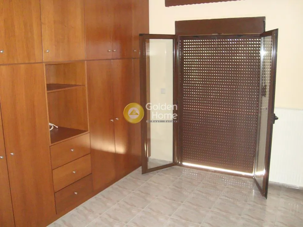 Pièces - Appartement 5 pièces à GR