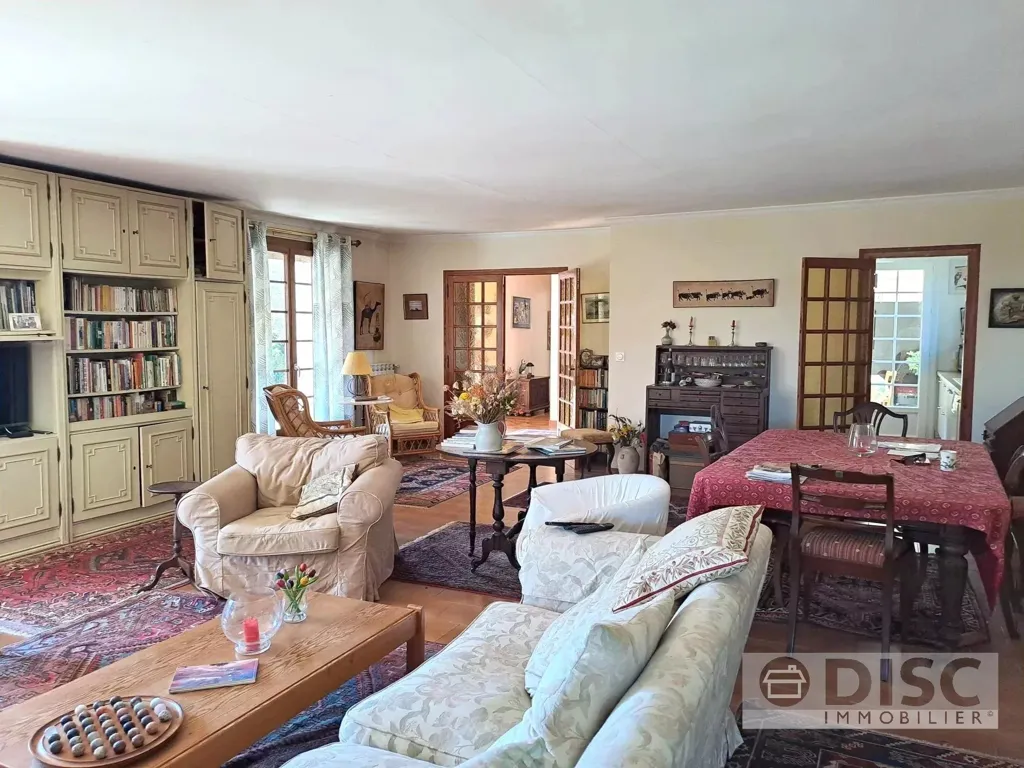 Elutuba - Villa with Pool in Nezignan-l'Évêque