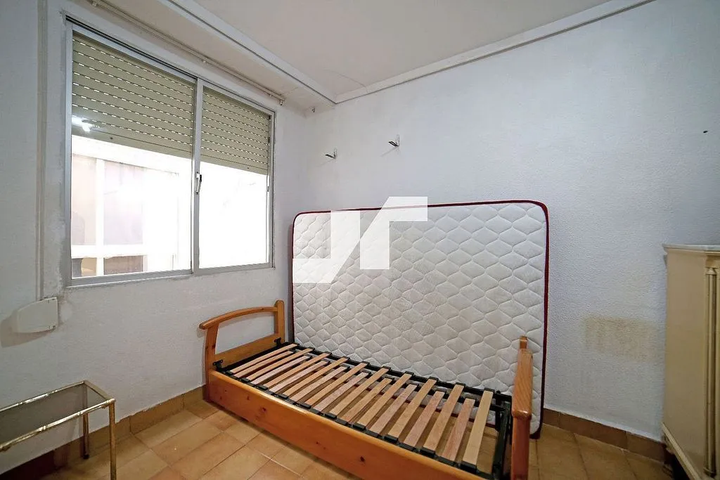 Magamistoad - Three-Storey House with Terraces in Vila-real Centre
