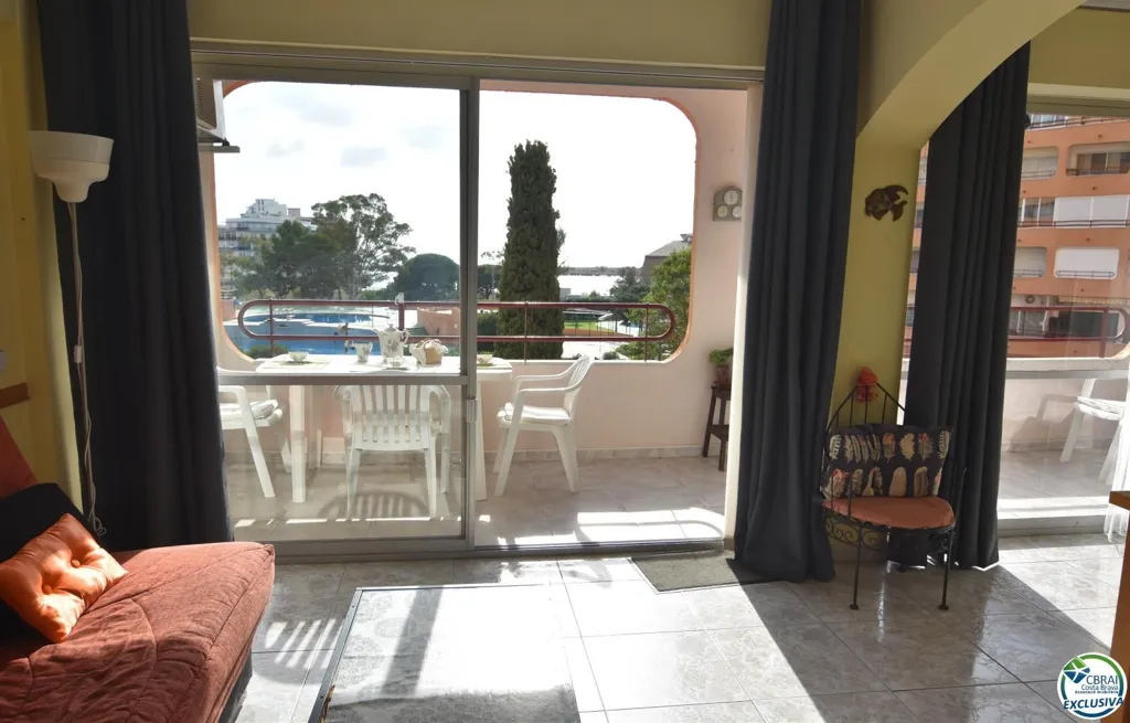 Séjour - 1-Bed Apartment with Pool in Santa Margarita