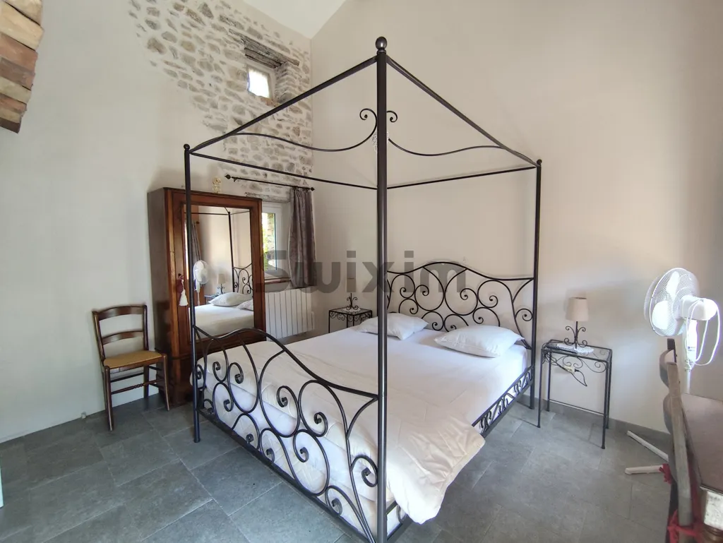 11-room house in FR