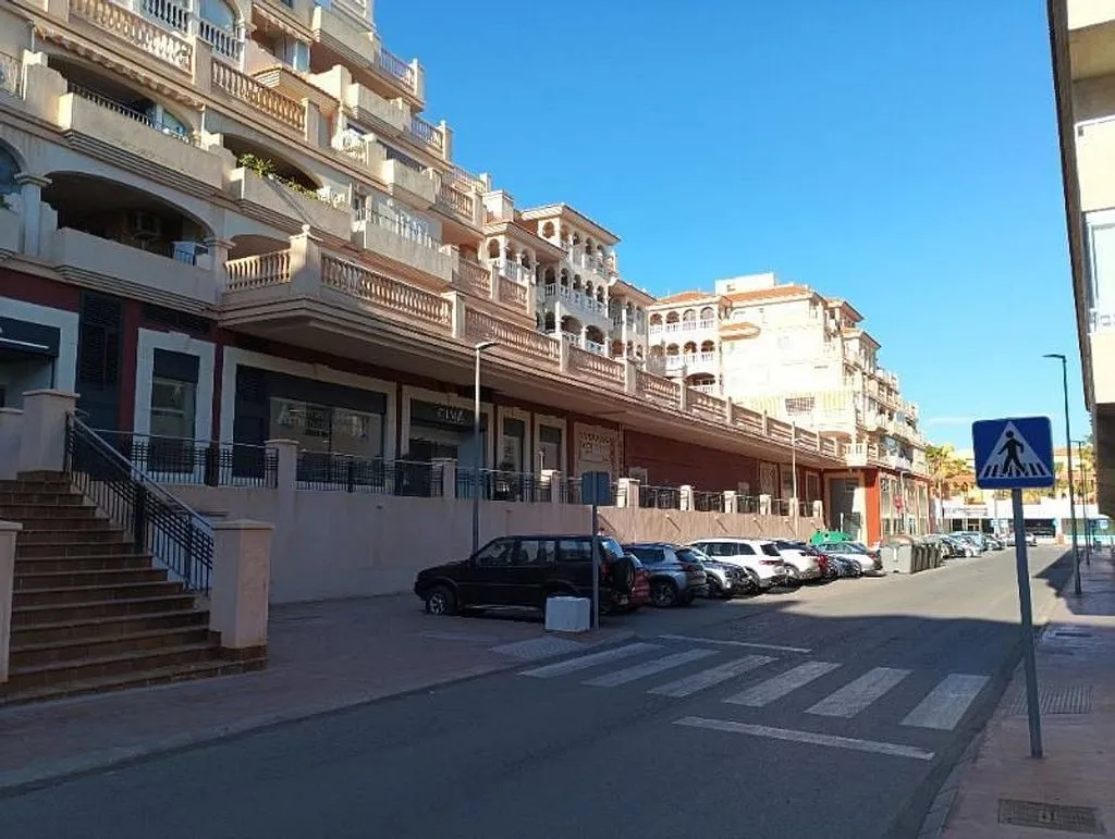 Välivaade - Apartment with Balcony and Terrace in Almerimar