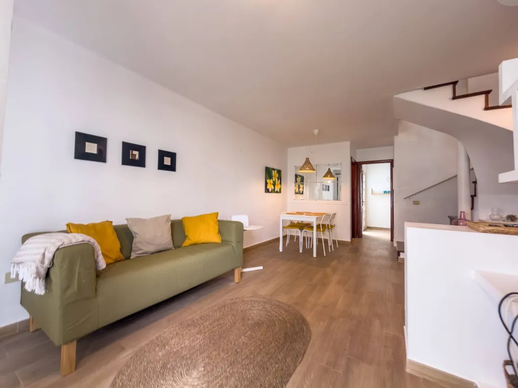 Elutuba - Corner Semi-detached with Sea View in Bajamar