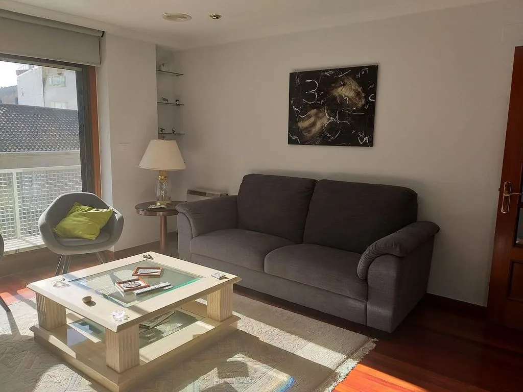 Elutuba - Furnished Flat with Garage in Chantada