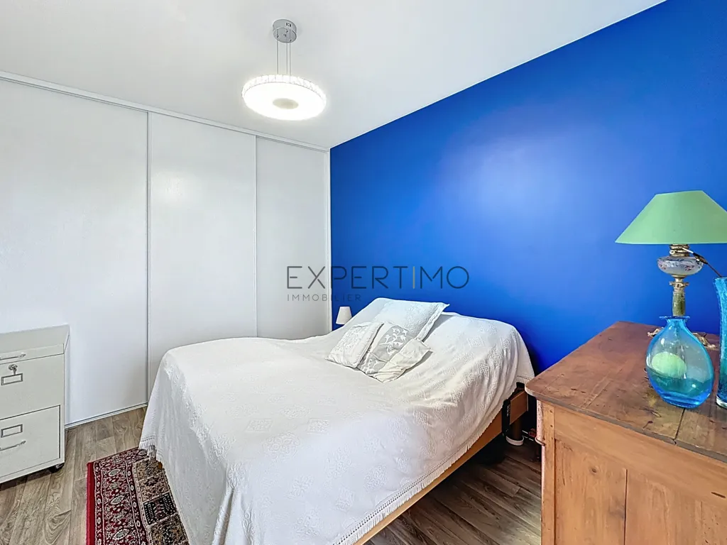 Chambres - Appartement T2 avec Terrasse à Louhans
