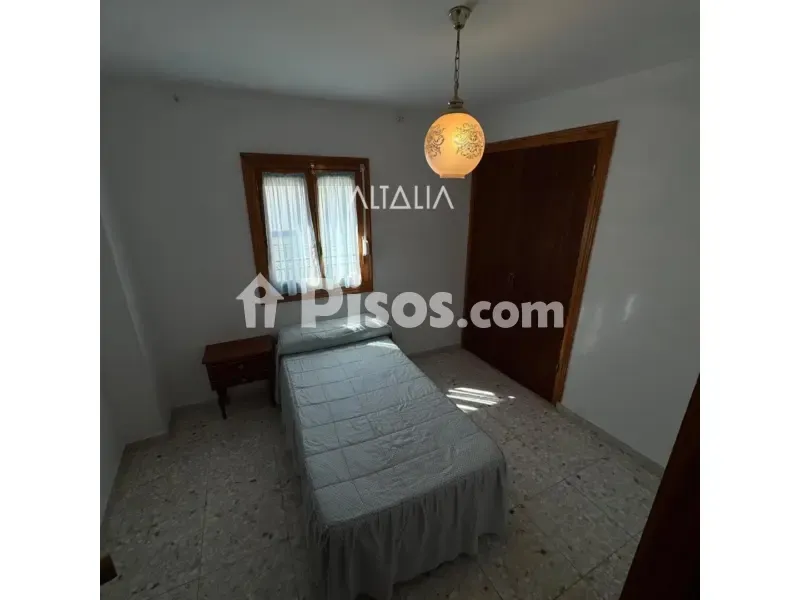Chambres - Maison 3 pièces à ES