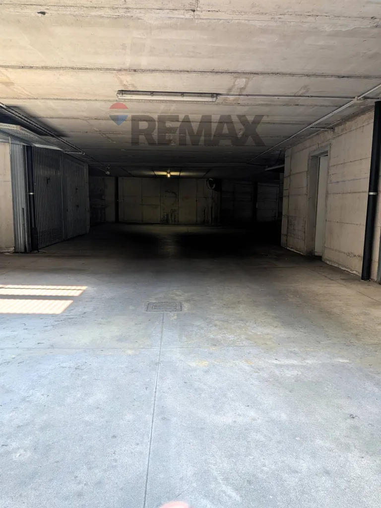 Garaaž - Garage Pair in Strategic Location, Gorgonzola