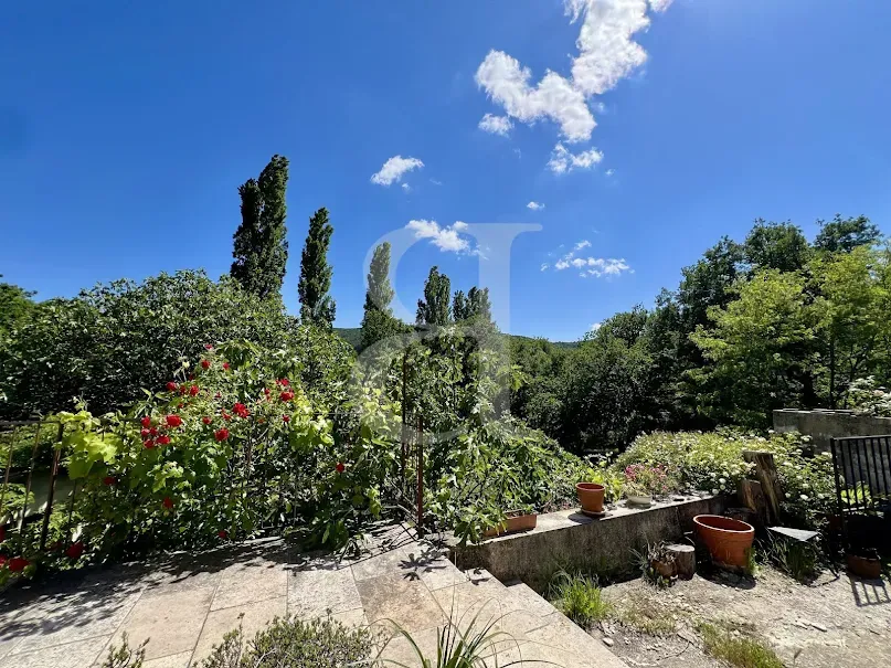 Aed - Mas with 5-hectare Park in Dieulefit