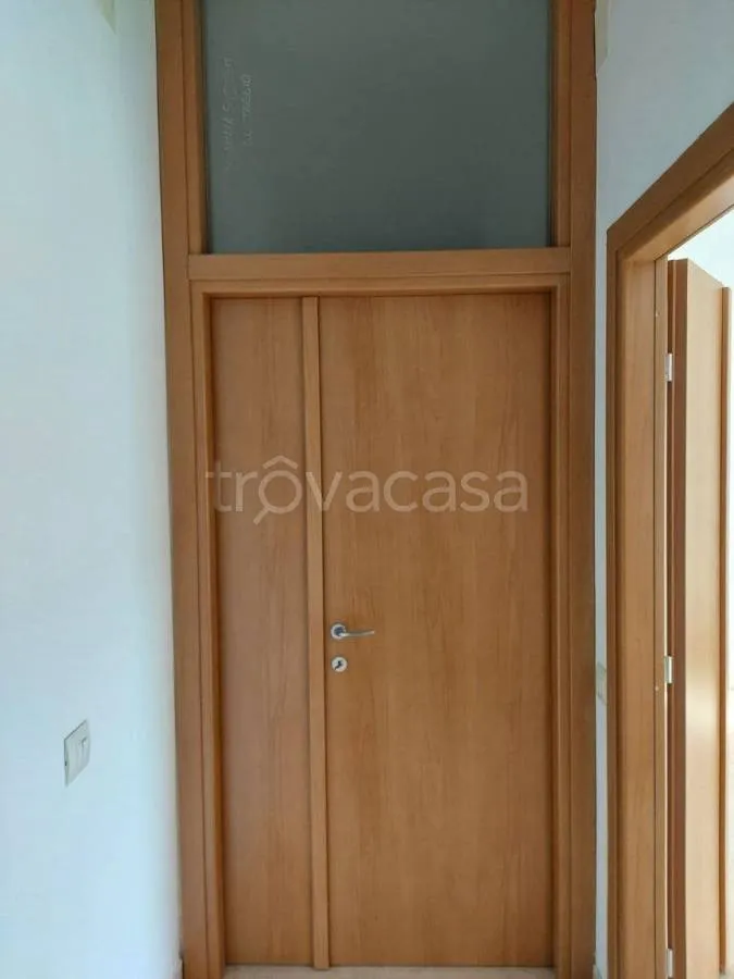 hallway_entrance