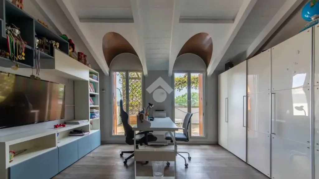Kabinet - Penthouse with Terraces in Arese