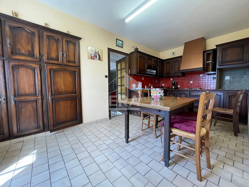 Söögituba - Charming House with Garden in Villecomtal-sur-Arros